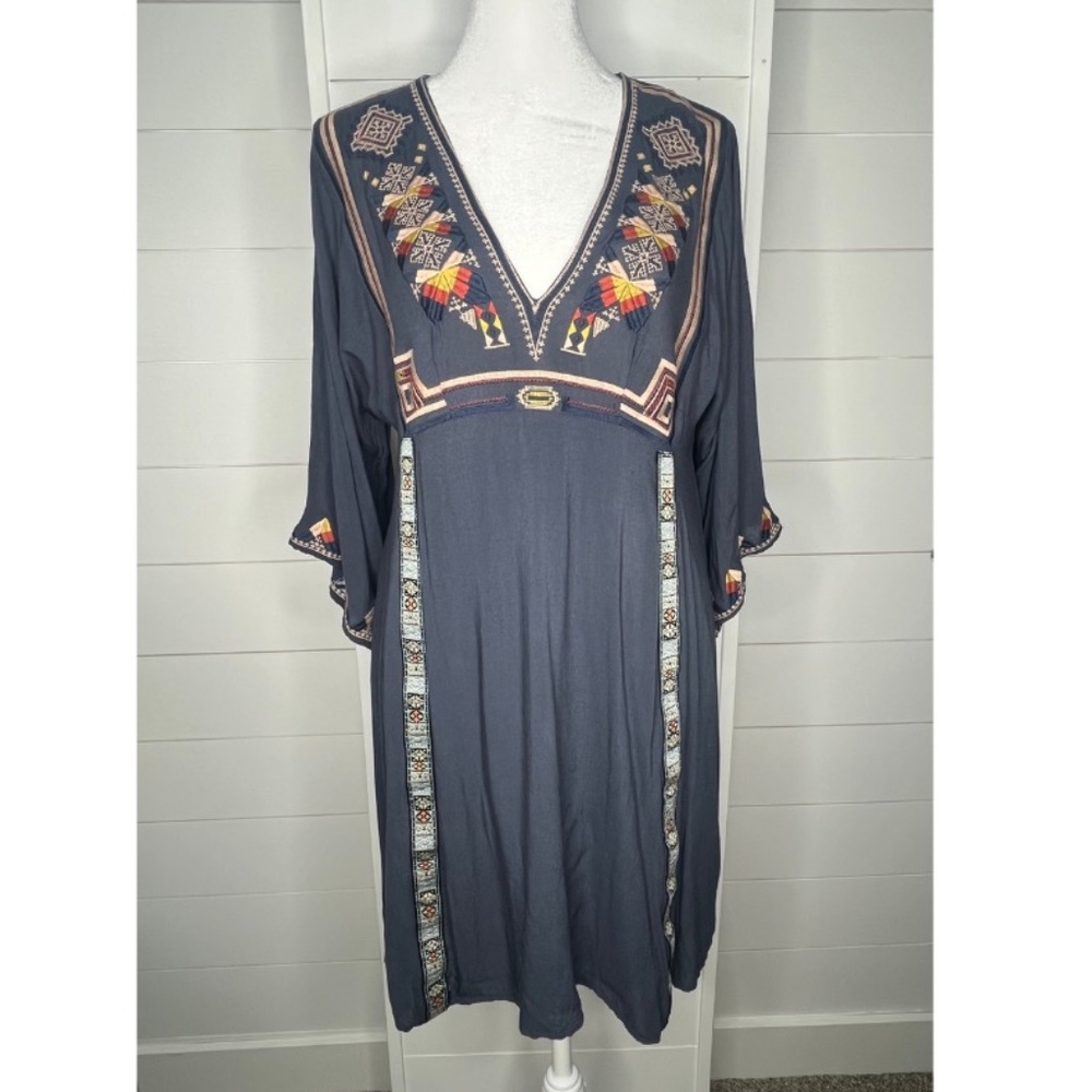entro Blue Embroidered Womens Dress size small